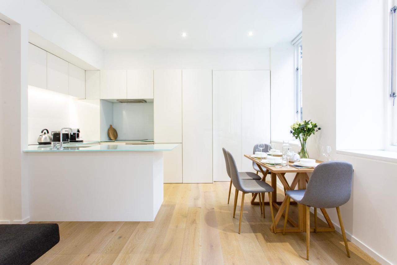 Appartamento 2 Bed 2 Bath Off Regent Street Londra